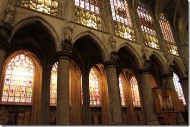 Notre Dame du Sablon　ノートルダム・デュ・サブロン教会
