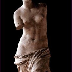 26.- Venus de Milo