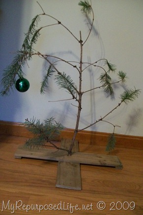 DIY Charlie Brown Christmas tree