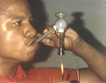 Smokin%252520crack.jpg