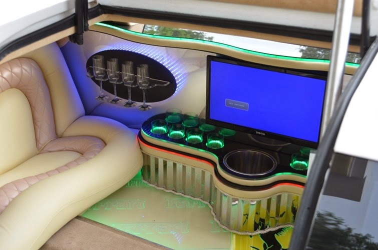 [Ferrari-F430-Replica-Limousine-27%255B2%255D.jpg]