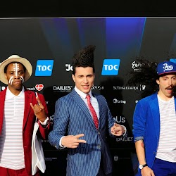 Opening - Twin Twin... Oh Yeah ! Opening - France 2.jpg