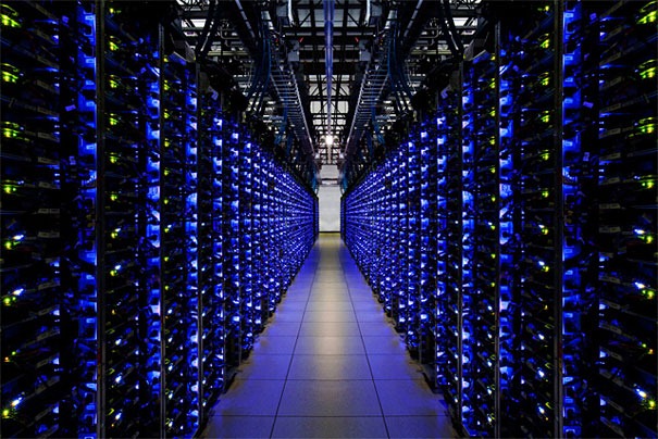 [google-data-centers-servers-4%255B6%255D.jpg]