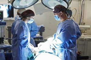 Combat Hospital Screen 01