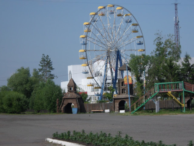 Центральная площадь (Иванов Александр)