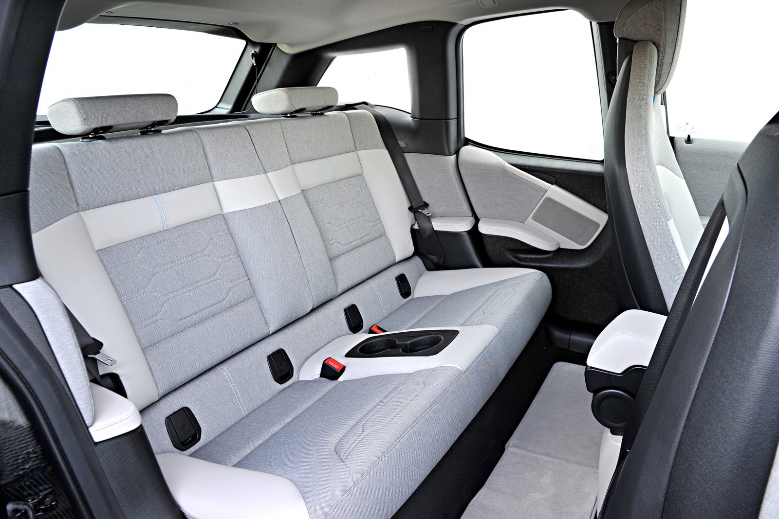 [2014-BMW-i3-108%255B2%255D.jpg]