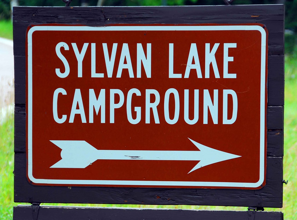 [Sylvan-Lake-Sign4.jpg]