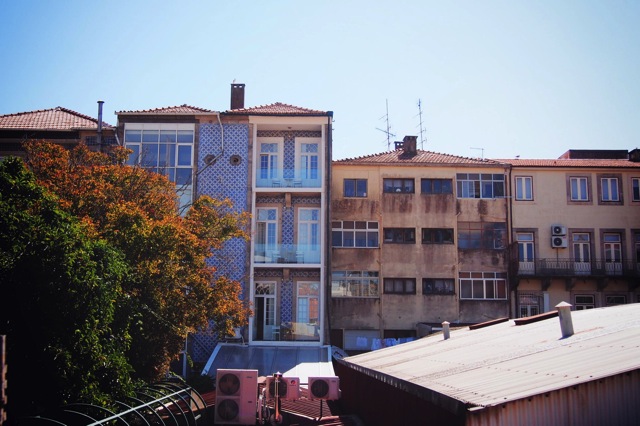 portobuildings.jpg porto buildings