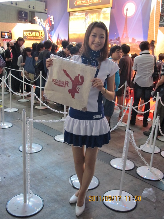 [20111917TokyoGameShowgirl0225.jpg]