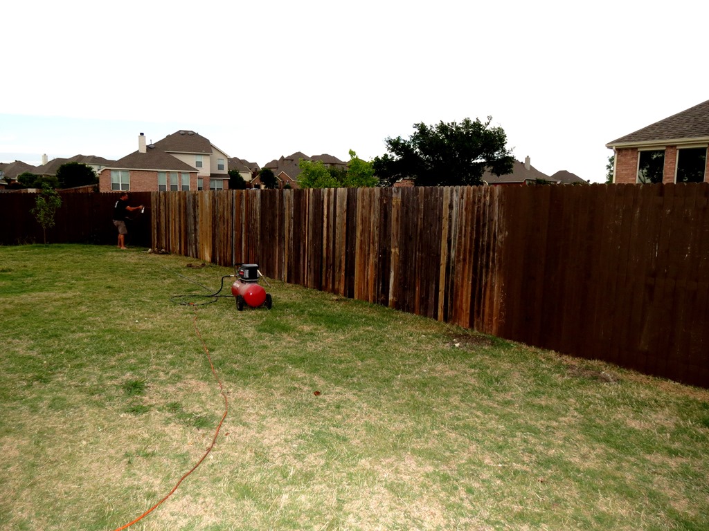 [How-to-Build-a-New-Fence-Using-Old-S%255B15%255D.jpg]