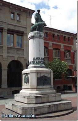 Monumento a San Francisco de Asís - Pamplona