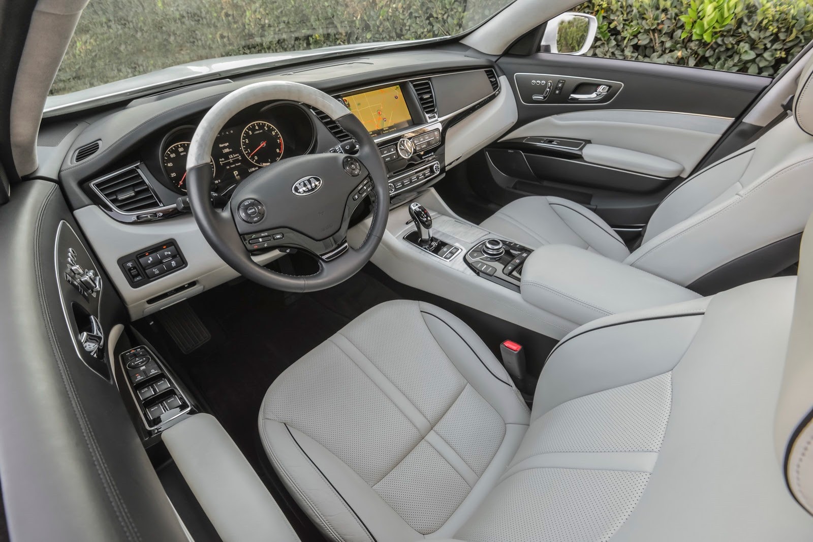 [Kia-K900-21%255B2%255D.jpg]