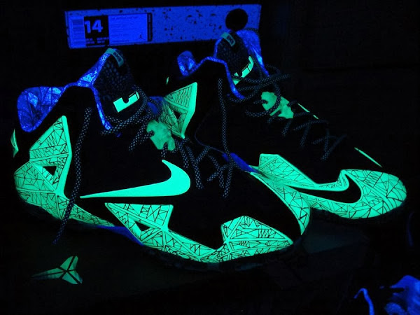lebron glow in the dark shoes