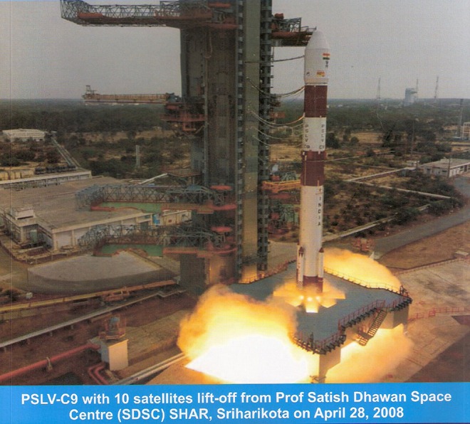20110814-Polar-Satellite-Launch-Vehicle-PSLV-C9-01