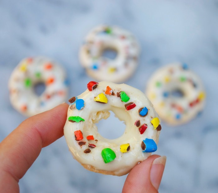 Krispie Mini Donuts #Kreatemyhappy