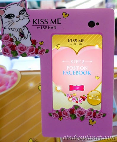 [KissMeSelfie73.jpg.webp]