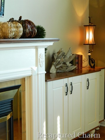[sofa-shelf-and-lamp14.jpg]
