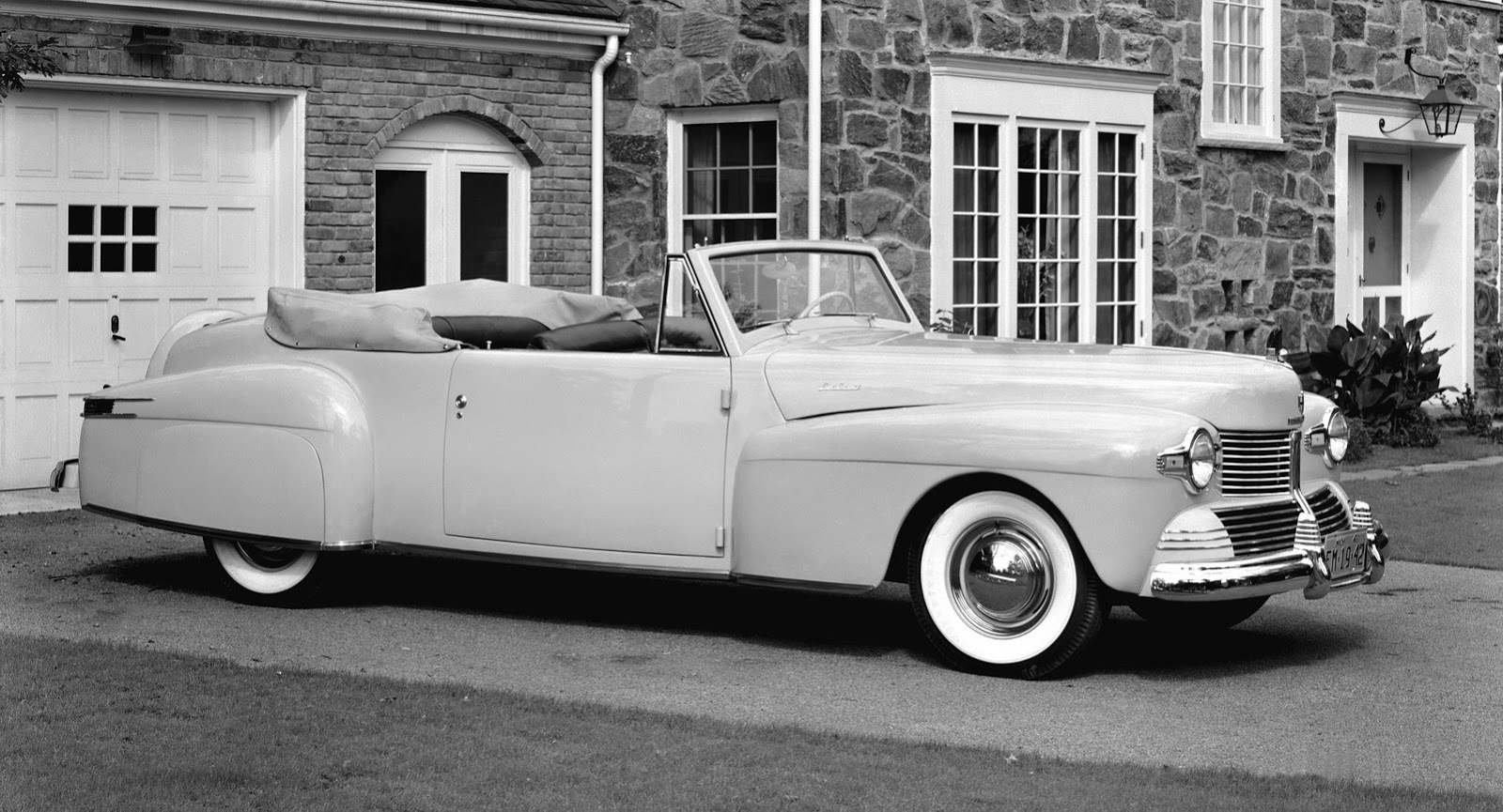 [1942_LincConCabriolet_HR%255B2%255D.jpg]