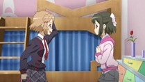 [Commie] Senki Zesshou Symphogear - 05 [1F6598DE].mkv_snapshot_13.23_[2012.02.04_20.23.00]