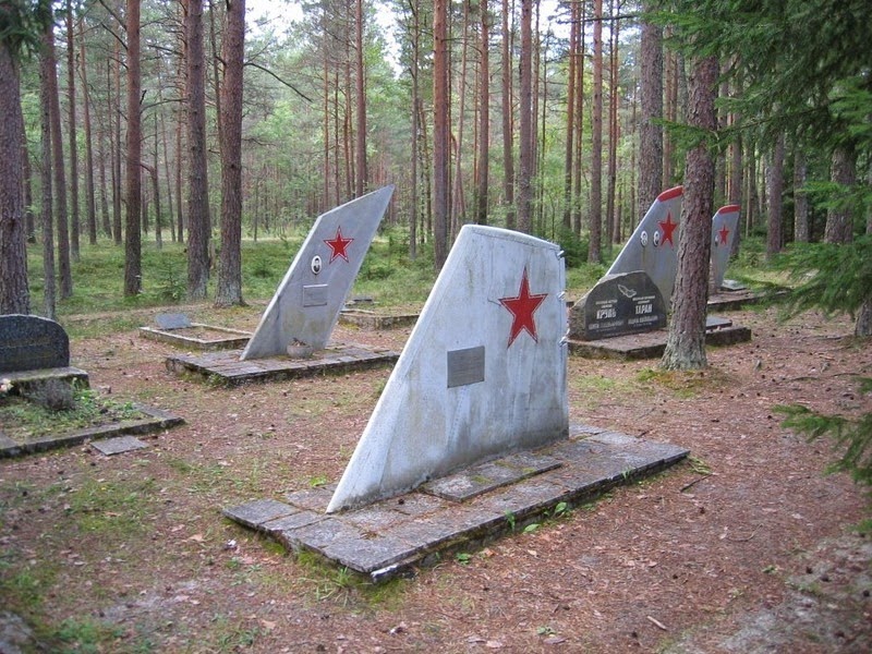 amari-air-force-cemetery-6
