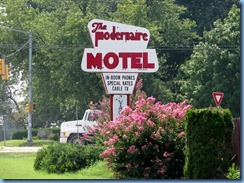 2098 Pennsylvania - PA Route 462 (Market St), York, PA - Lincoln Highway - The Modernaire Motel