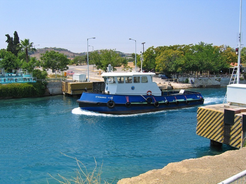 corinth-canal-submersible bridge-11