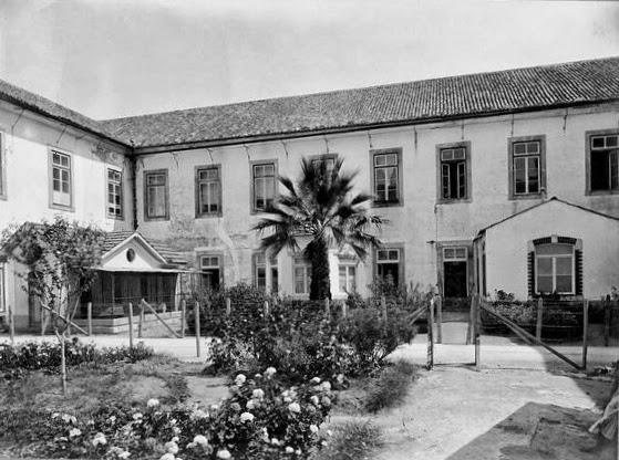 [Morgue-de-Coimbra.14.jpg]
