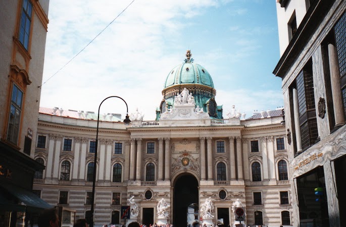 2. Hofburg 1.jpg