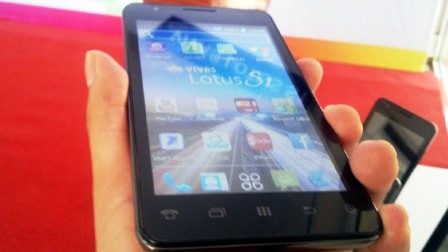 Vivas+Lotus+S1+Smartphone.jpg