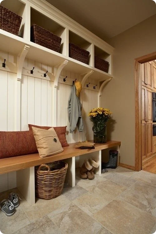 mud room with bench