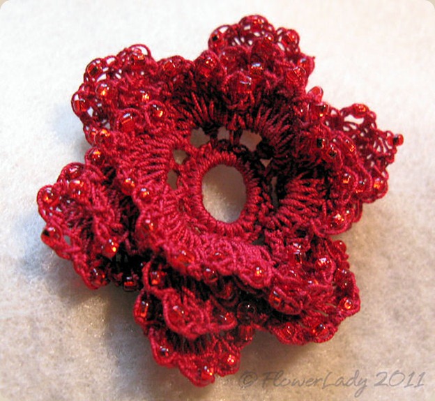 12-08-crochet-bead-red-rose