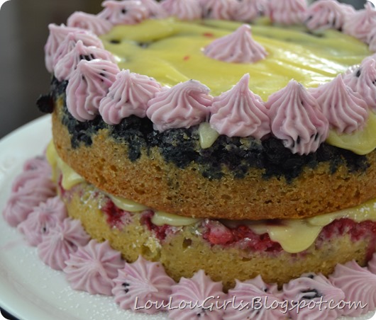 Blueberry-lemon-curd-buttermilk-cake-with-blueberry-cream-cheese-frosting (16)