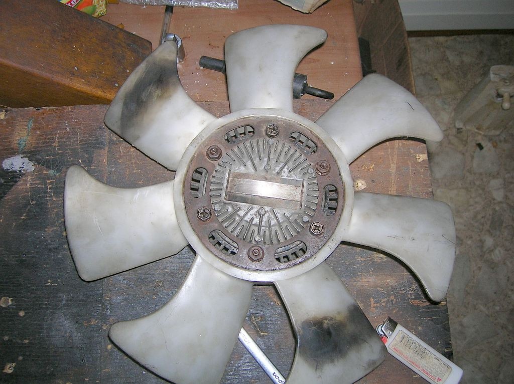 [clutchfan%2520003w%255B3%255D.jpg]