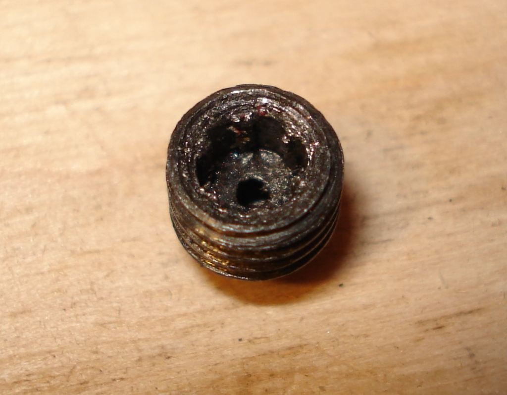 [060212402.jpg]