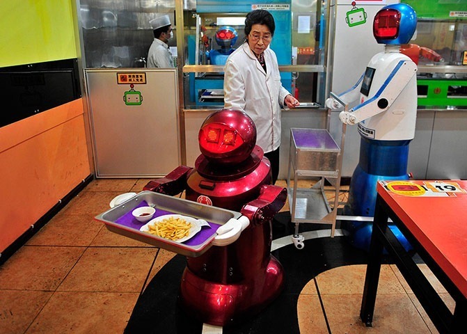china robot restaurant