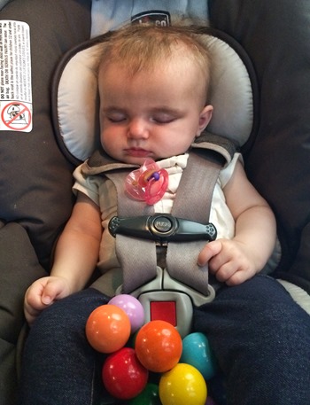 passed out in carseat (1 of 1)