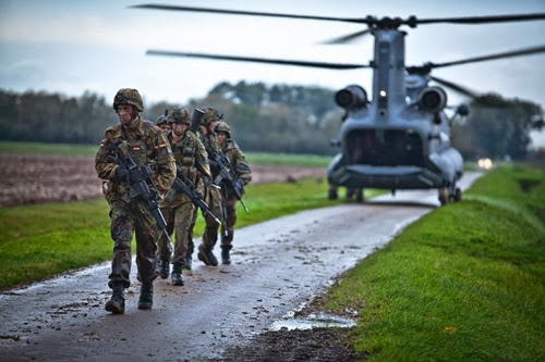 Фотографии с немецко-голландских учений