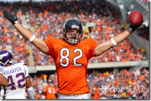 19 October 2008: Chicago Bears tight end Greg Olsen (82) celebrates a Bears touchdown.  The Bears defeated the Vikings by a score of 48 to 41 at Soldier Field, Chicago, Illinois.