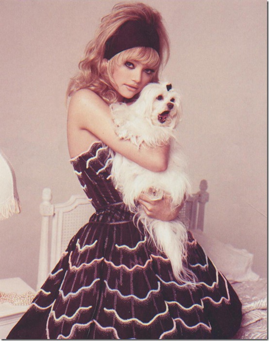 harpers-bazaar-march2006-gemma-ward-lagerfeld-3