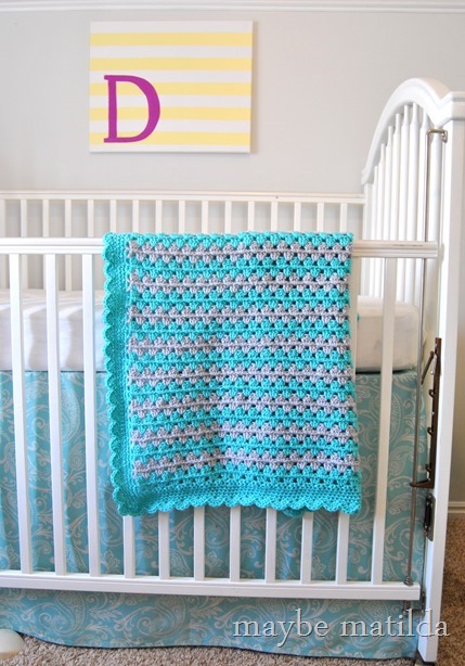 Pattern and photo tutorial to make this granny stripe baby blanket!