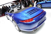 Porsche-911-C4-3[2]