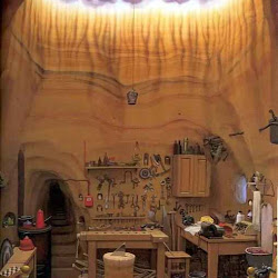 Jacek-Yerka24.jpg