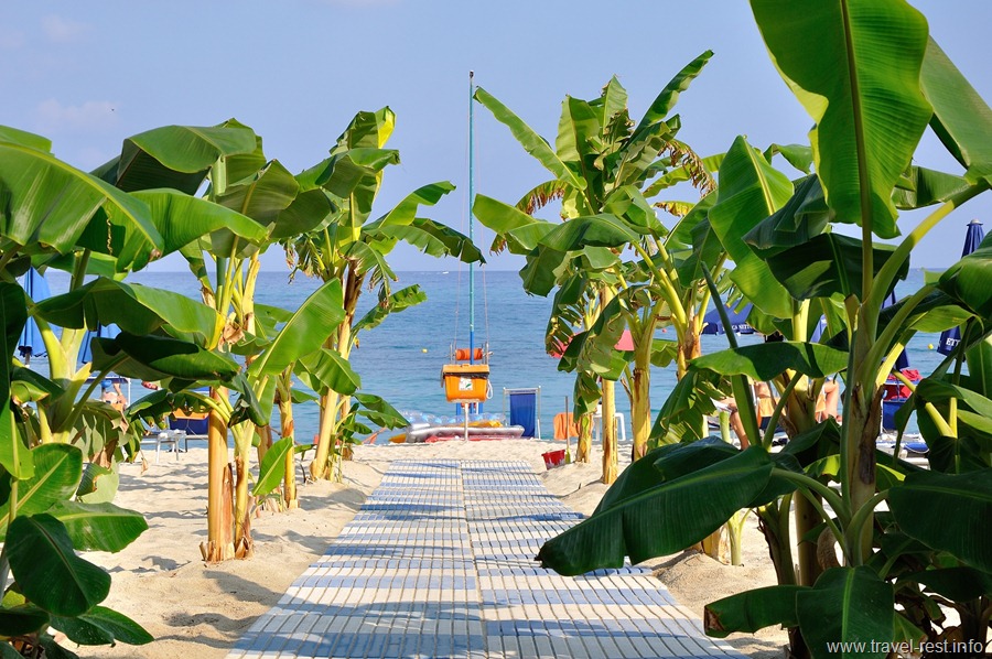 Tropea Beach