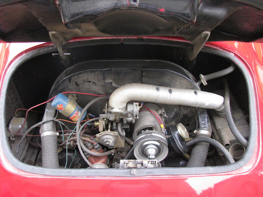 DAF Owners Club DAF 33 in Classic Car WeeklyArbits blog