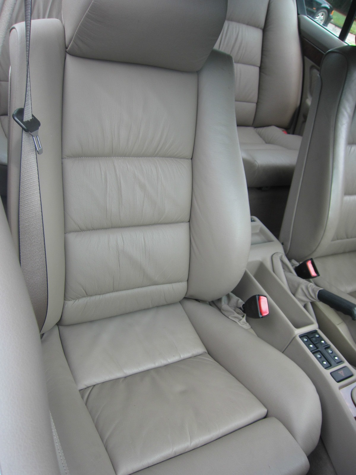 [1995-BMW-540i-18Manual%255B5%255D.jpg]