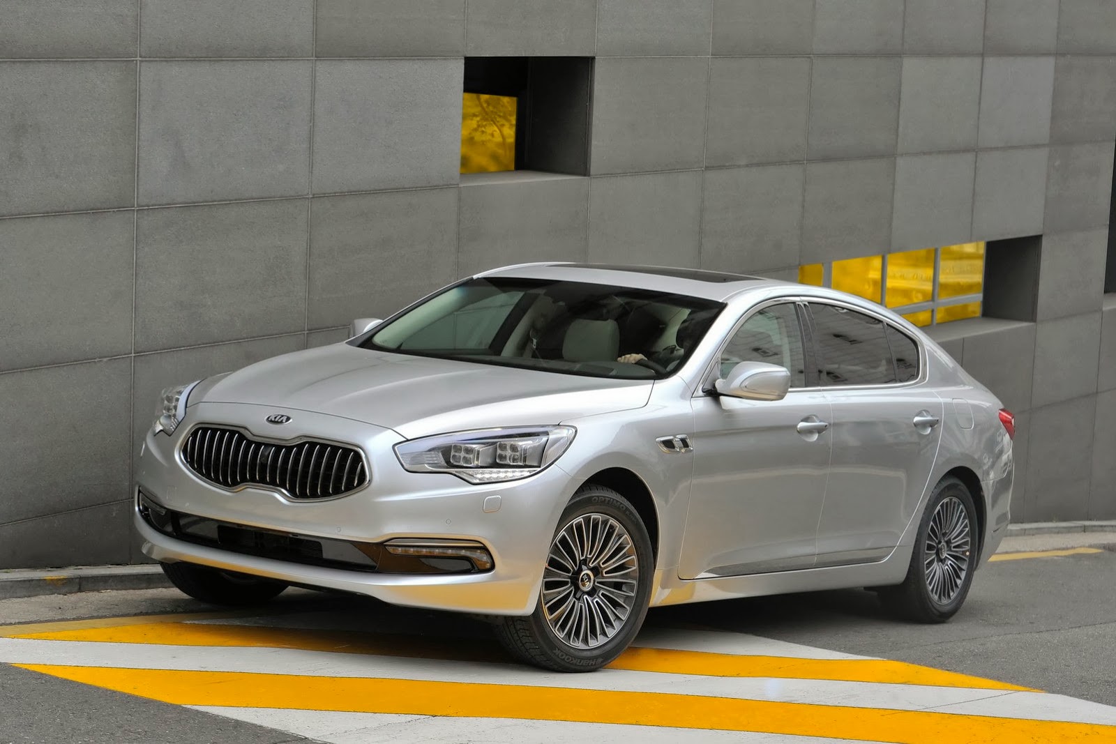 [Kia-K9-Quoris-26%255B2%255D.jpg]