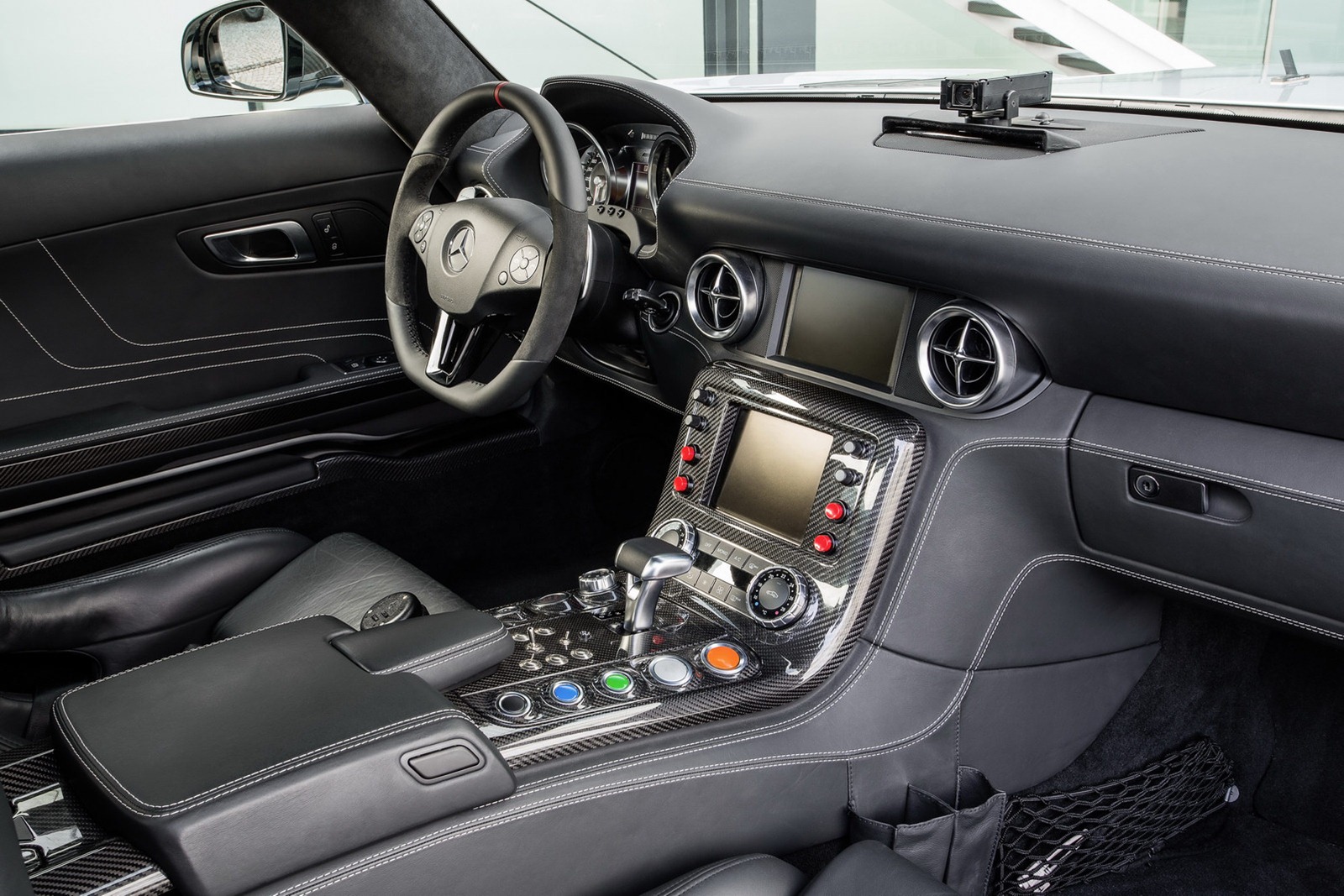 Mercedes-SLS-AMG-GT-Safety-Car-8%25255B2%25255D.jpg