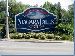 7685 Thorold Townline Rd - Niagara Falls Welcome sign
