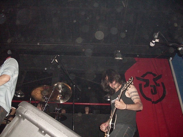 [18-12-2010%2520By%2520Lu%2520%252823%2529%255B2%255D.jpg]