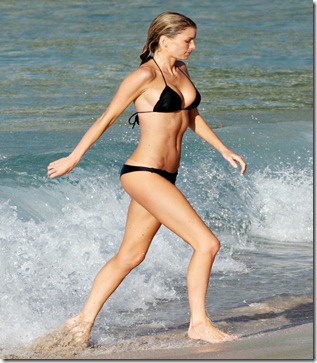 IMAGE ID # 1822123 Stunning Victoria Secrets Model Marisa Miller takes time out of work and spends her down time frolicking in the waters of St. Bartâ€™s Tuesday Afternoon!<br /> <br /> CR: TRB/Fame Pictures<br />  <br />  01/20/2009 --- Marisa Miller --- Restrictions apply: new.no france/germany/england/australia.44Rw ---  --- (C) 2009 Fame Pictures, Inc. - Santa Monica, CA, U.S.A - 310-395-0500 / Sales: 310-395-0500